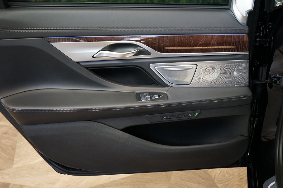 BMW Řada 7 740d xDrive