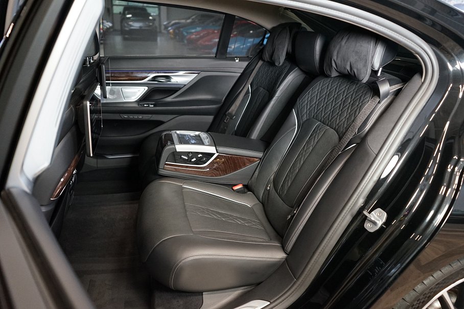 BMW Řada 7 740d xDrive