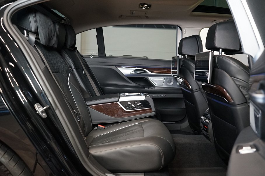 BMW Řada 7 740d xDrive