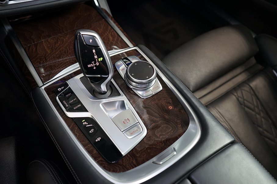 BMW Řada 7 740d xDrive