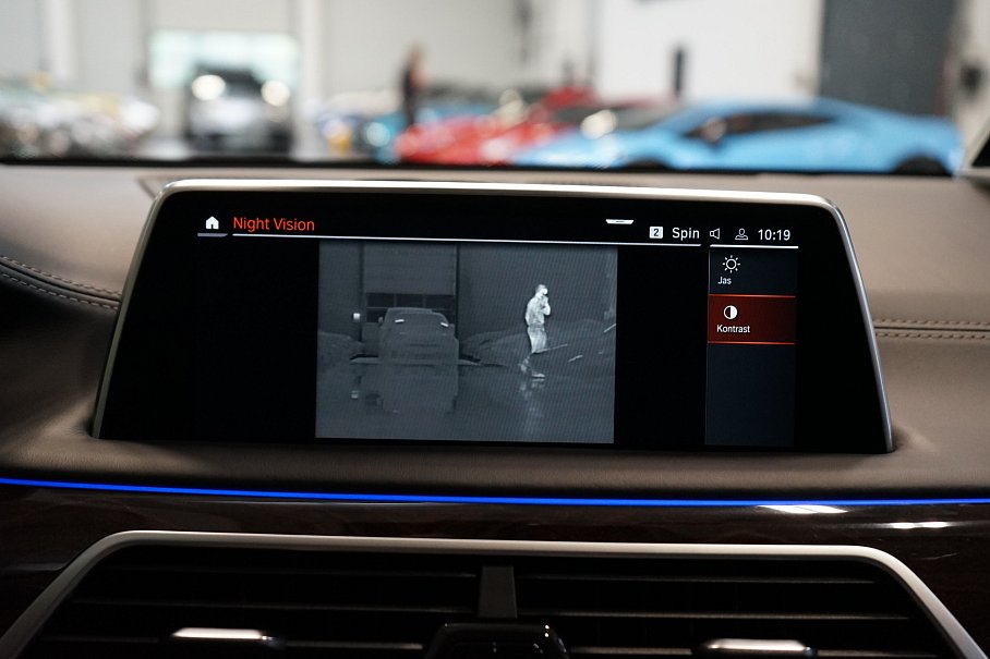 BMW Řada 7 740d xDrive