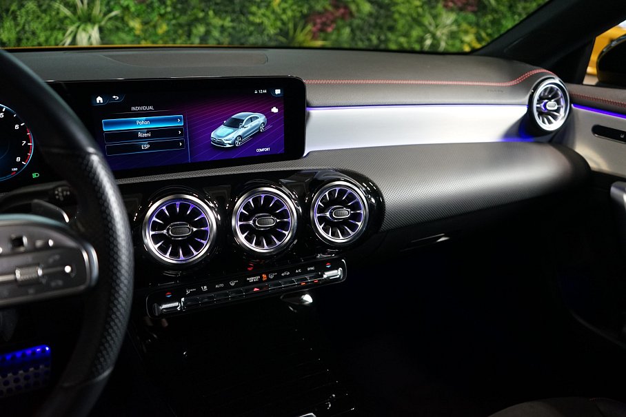 Mercedes-Benz CLA 200 Coupé