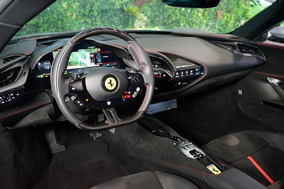 Ferrari SF90 Stradale