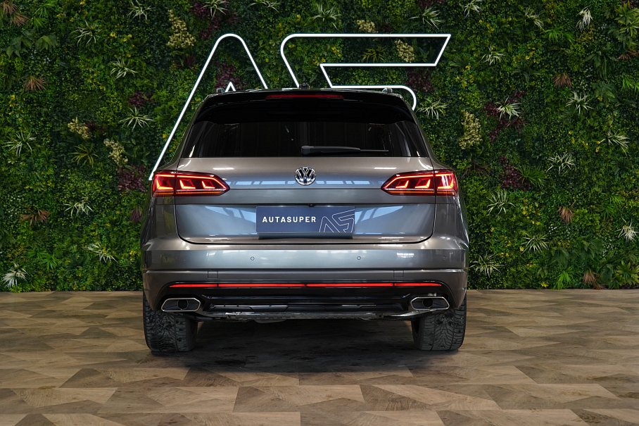 Volkswagen Touareg 3.0 TDI 4Motion R-Line