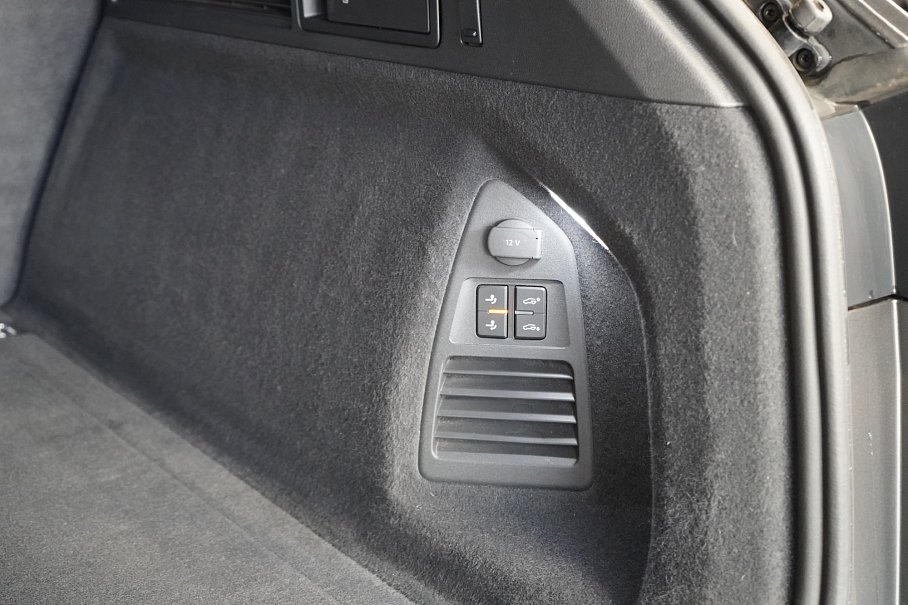 Volkswagen Touareg 3.0 TDI 4Motion R-Line