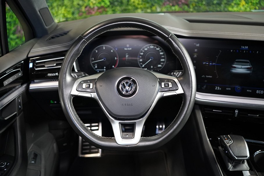 Volkswagen Touareg 3.0 TDI 4Motion R-Line