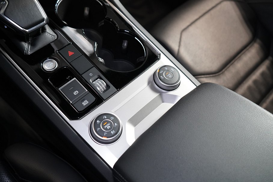 Volkswagen Touareg 3.0 TDI 4Motion R-Line