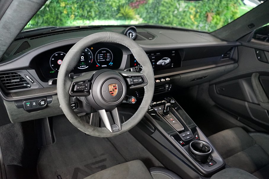 Porsche 911 992.2 4 GTS
