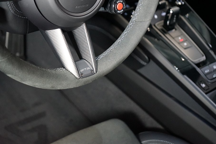 Porsche 911 992.2 4 GTS