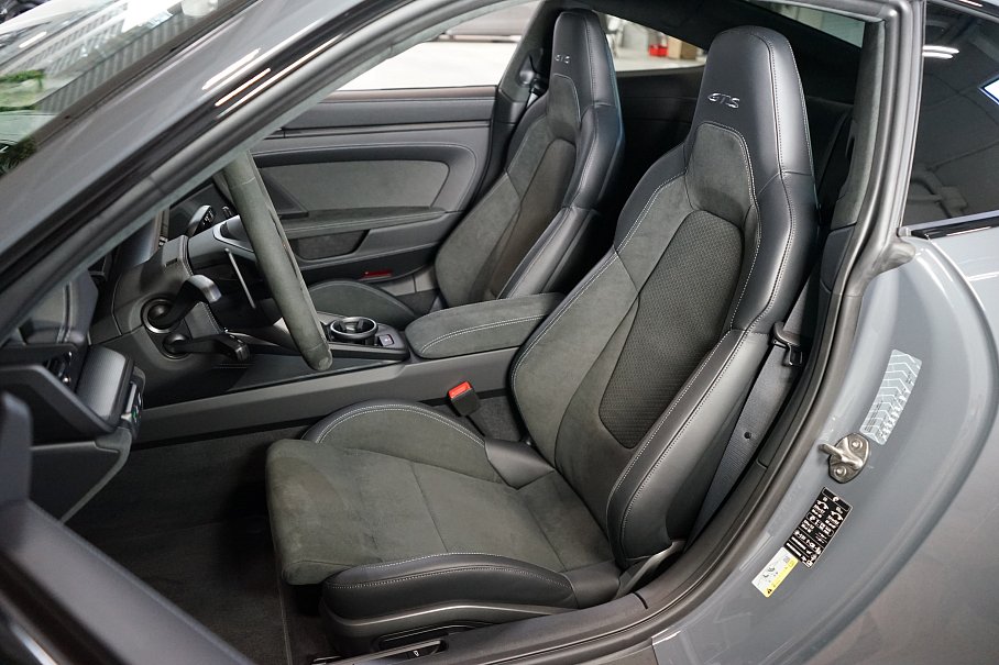 Porsche 911 992.2 4 GTS