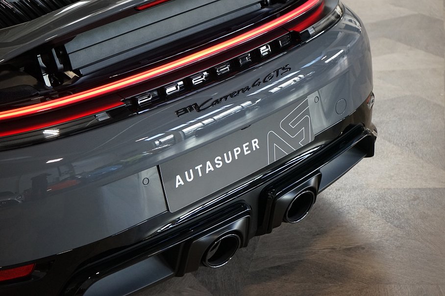 Porsche 911 992.2 4 GTS