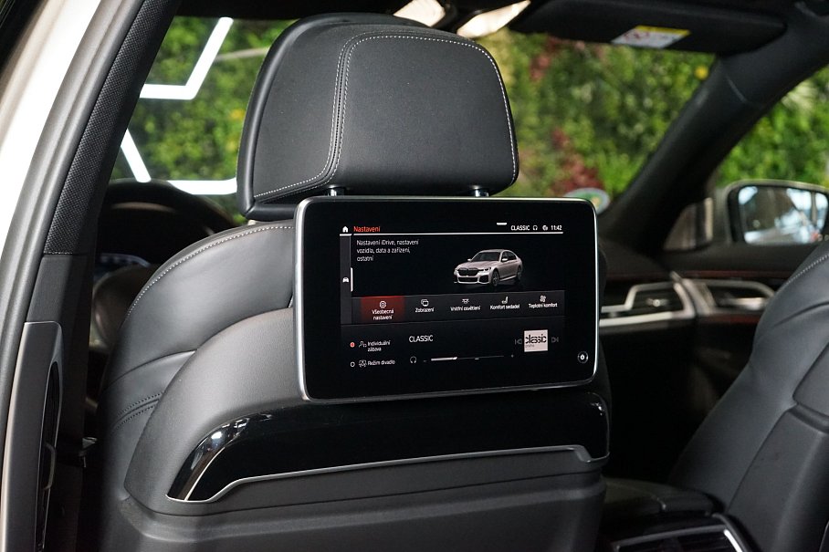 BMW Řada 7 40d xDrive Long