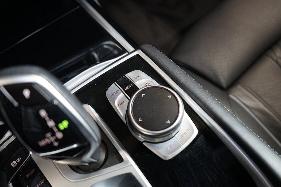 BMW Řada 7 40d xDrive Long