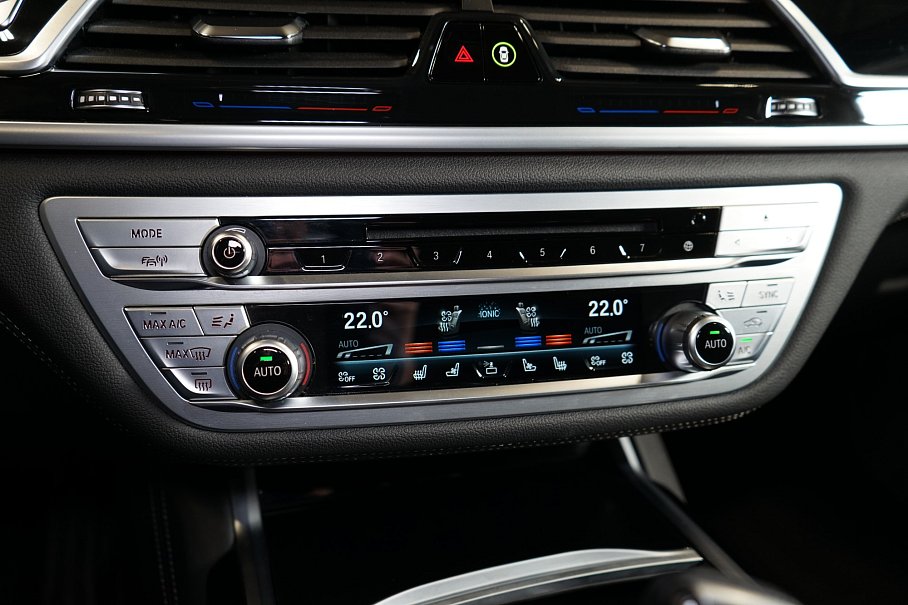 BMW Řada 7 40d xDrive Long