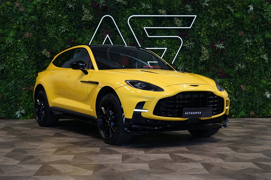 Aston Martin DBX 707