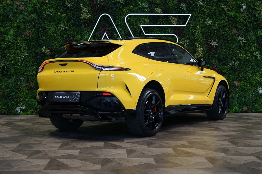 Aston Martin DBX 707