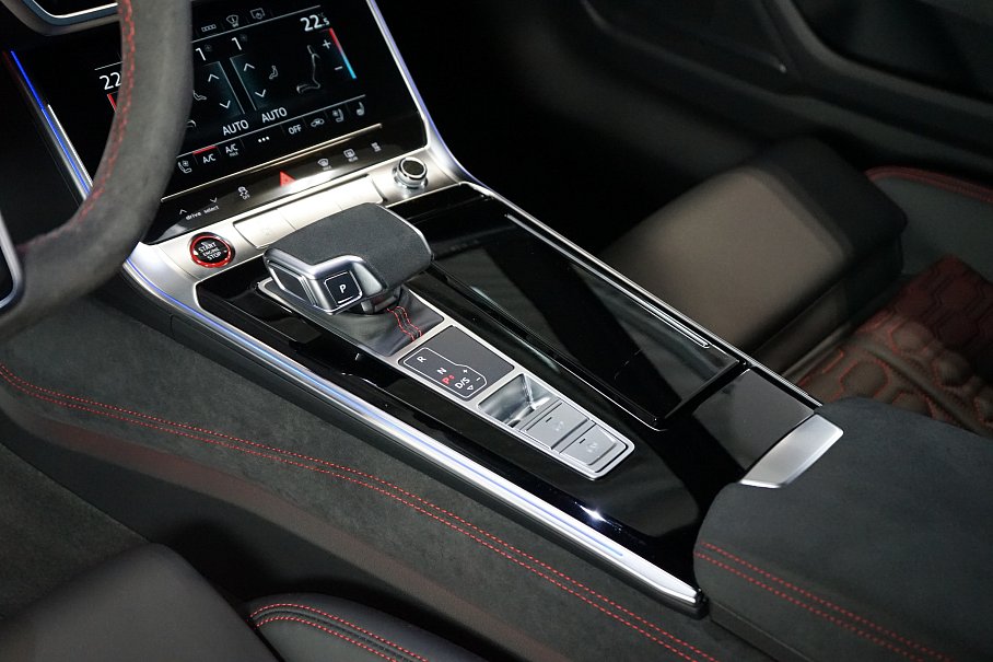 Audi RS 6 Avant Performance TFSI quattro