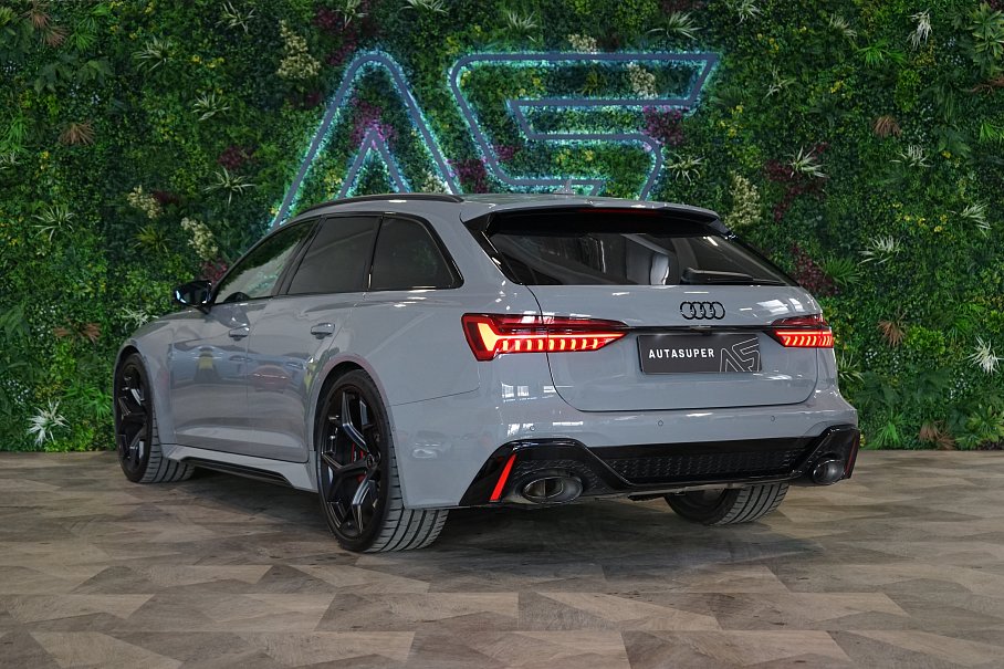 Audi RS 6 Avant Performance TFSI quattro