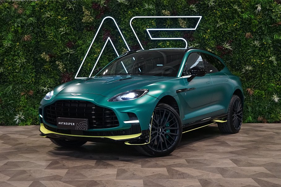 Aston Martin DBX 707