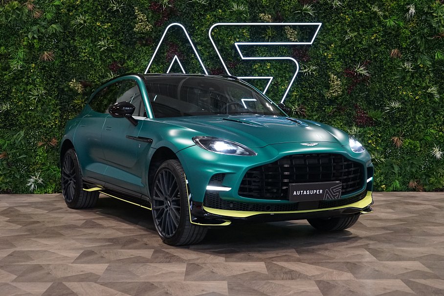 Aston Martin DBX 707