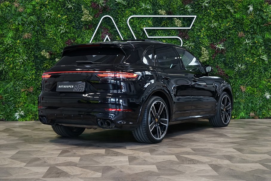 Porsche Cayenne Turbo