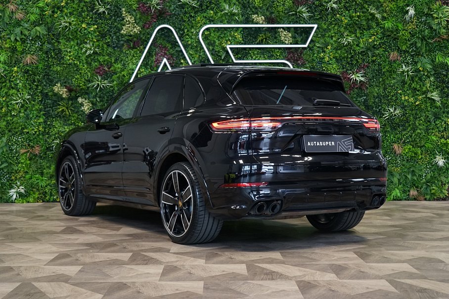 Porsche Cayenne Turbo