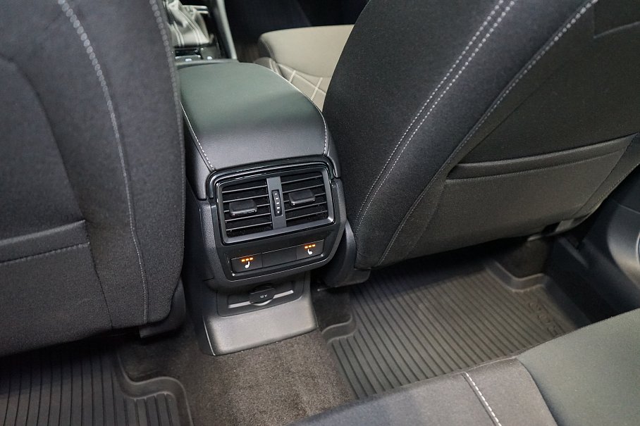 Škoda Karoq 1.5 TSI Sportline