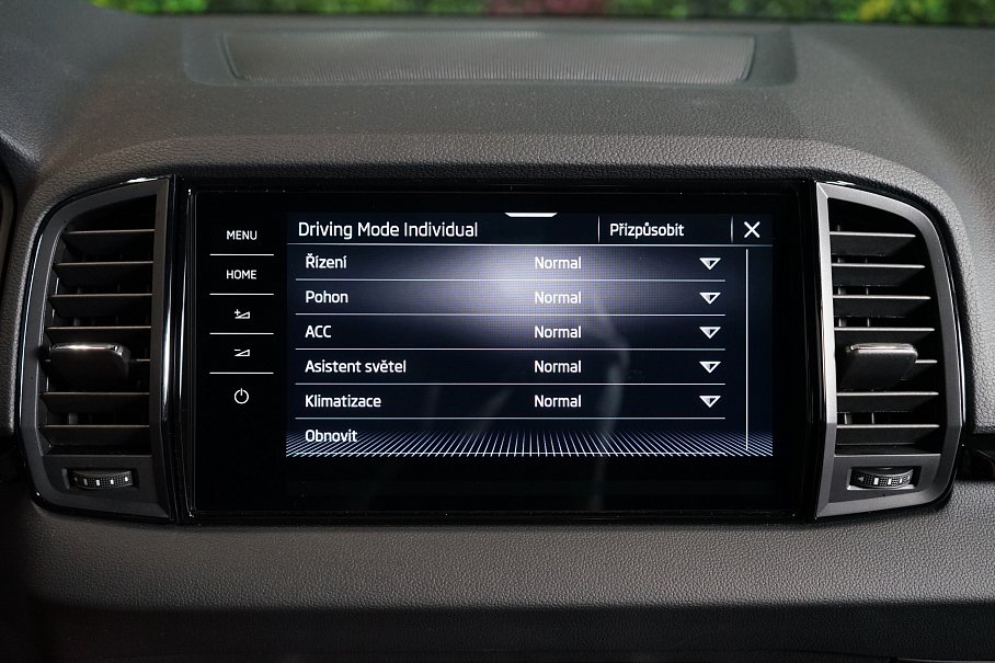 Škoda Karoq 1.5 TSI Sportline