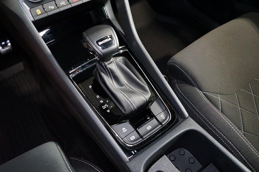 Škoda Karoq 1.5 TSI Sportline