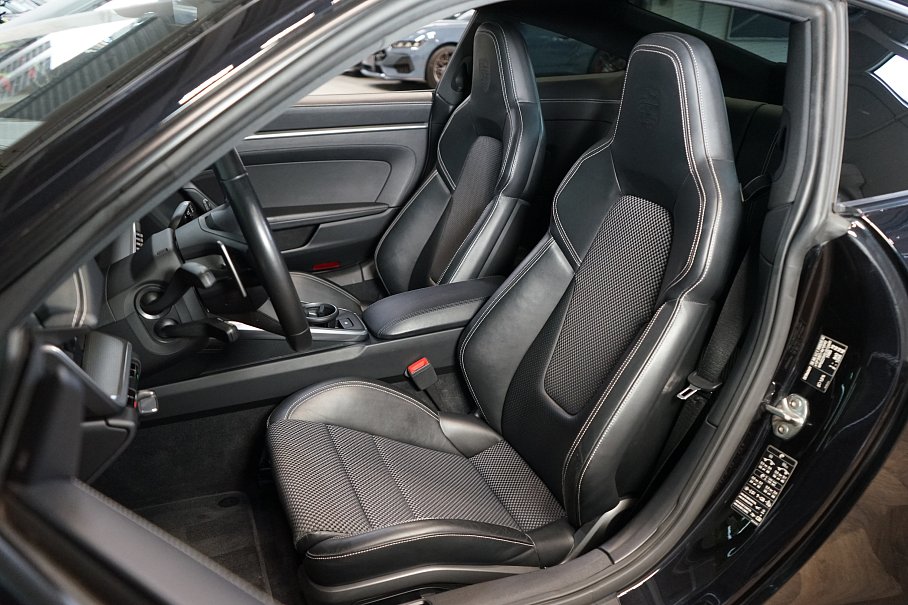 Porsche 911 992 Carrera S