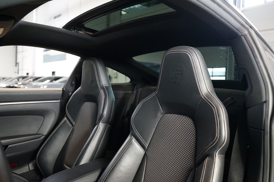 Porsche 911 992 Carrera S