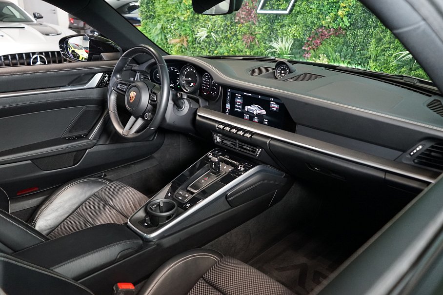 Porsche 911 992 Carrera S