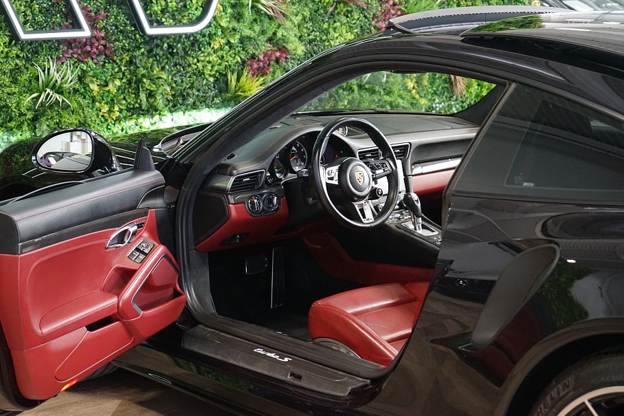 Porsche 911 991.2 Turbo S