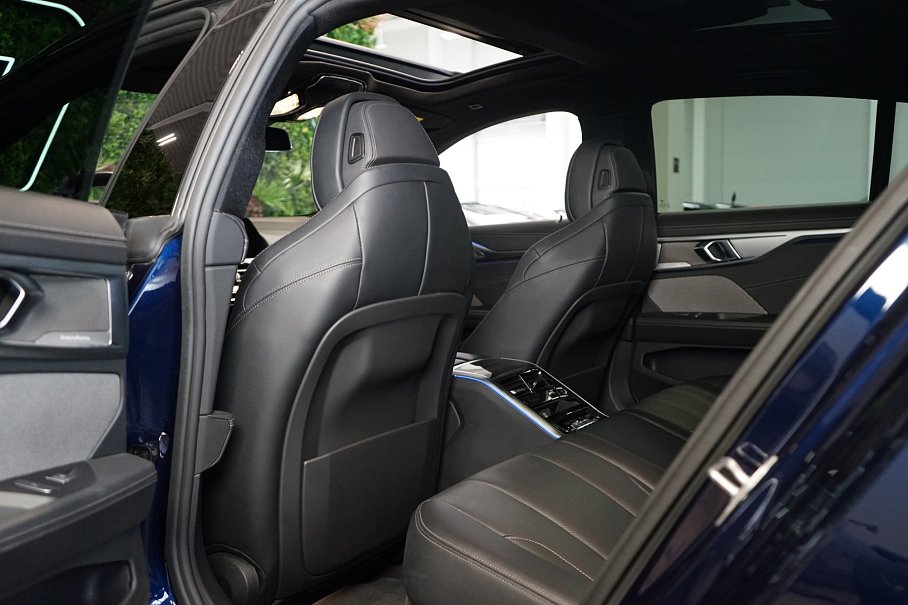 BMW Řada 8 840d xDrive