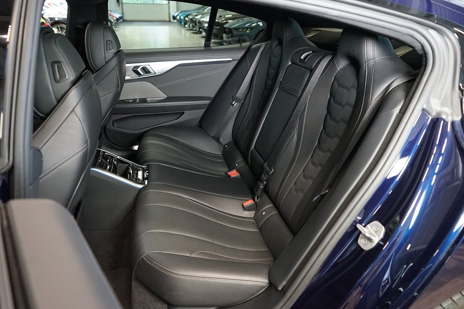 BMW Řada 8 840d xDrive