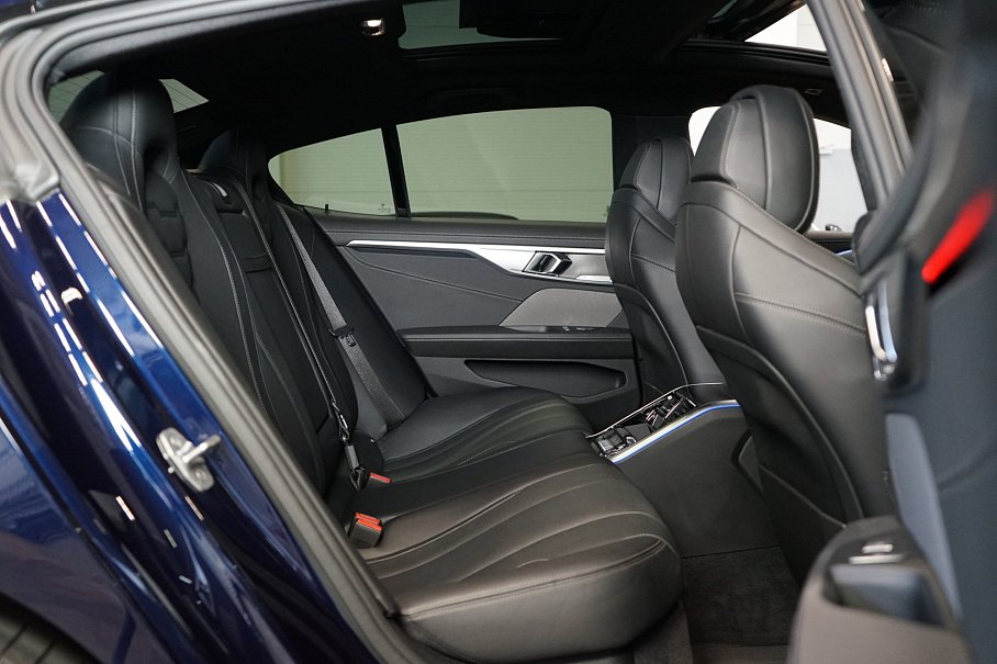 BMW Řada 8 840d xDrive