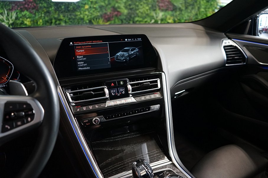 BMW Řada 8 840d xDrive