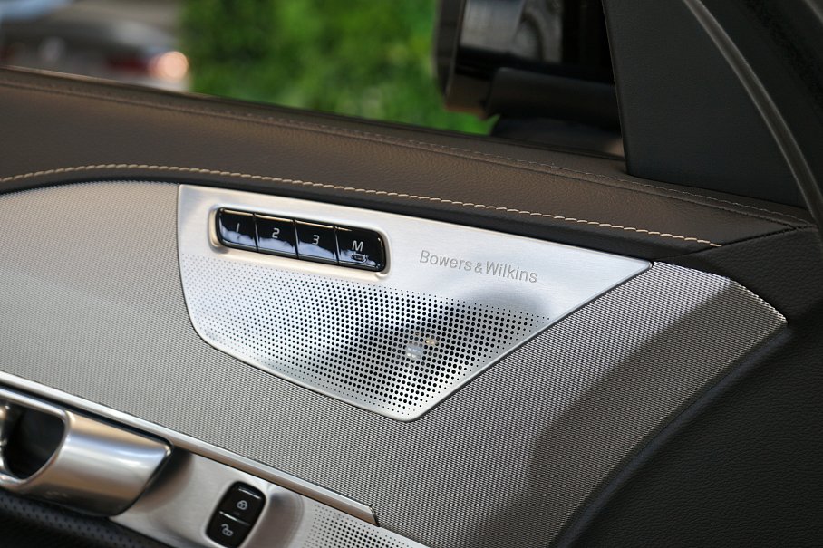 Volvo XC90 T8 AWD Recharge R-Design