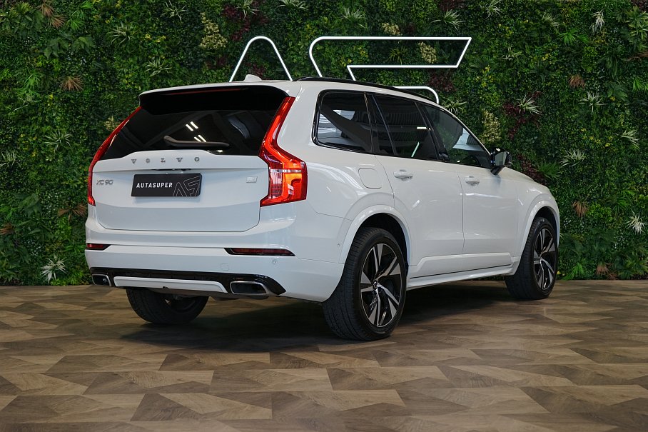 Volvo XC90 T8 AWD Recharge R-Design