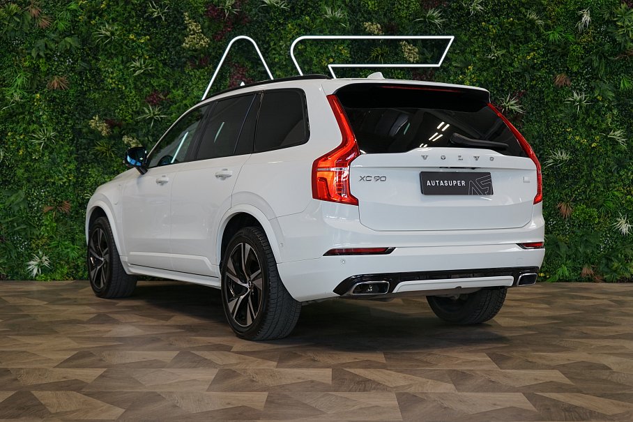 Volvo XC90 T8 AWD Recharge R-Design