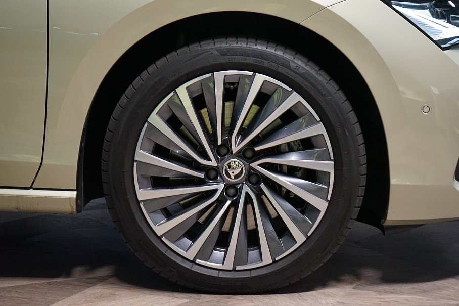 Škoda Superb 2.0 TDI L&K