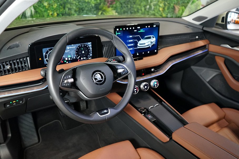 Škoda Superb 2.0 TDI L&K