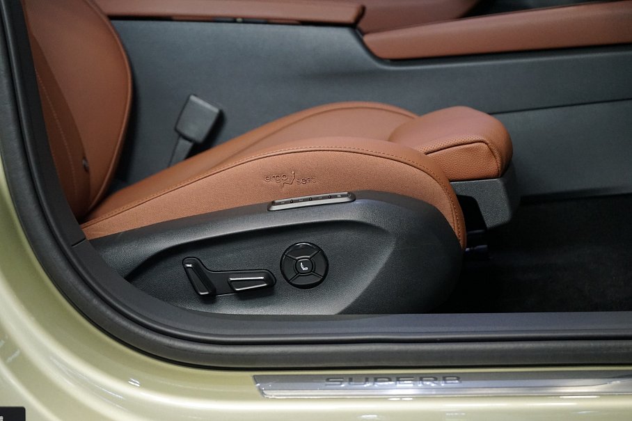 Škoda Superb 2.0 TDI L&K