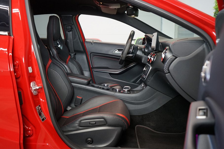 Mercedes-Benz Třída A 45 AMG 4Matic