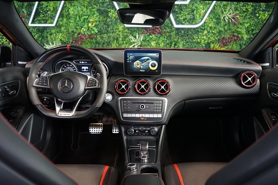 Mercedes-Benz Třída A 45 AMG 4Matic