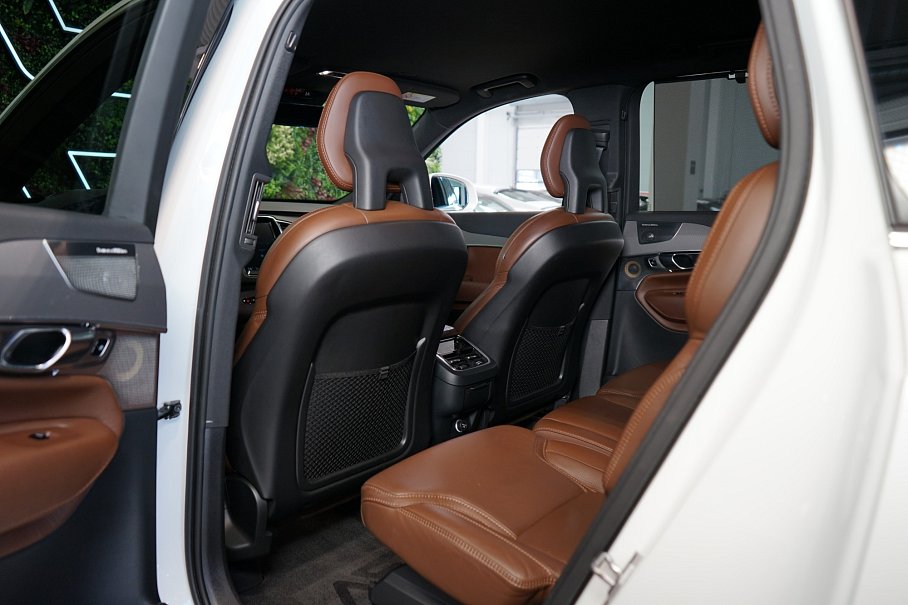 Volvo XC90 D5