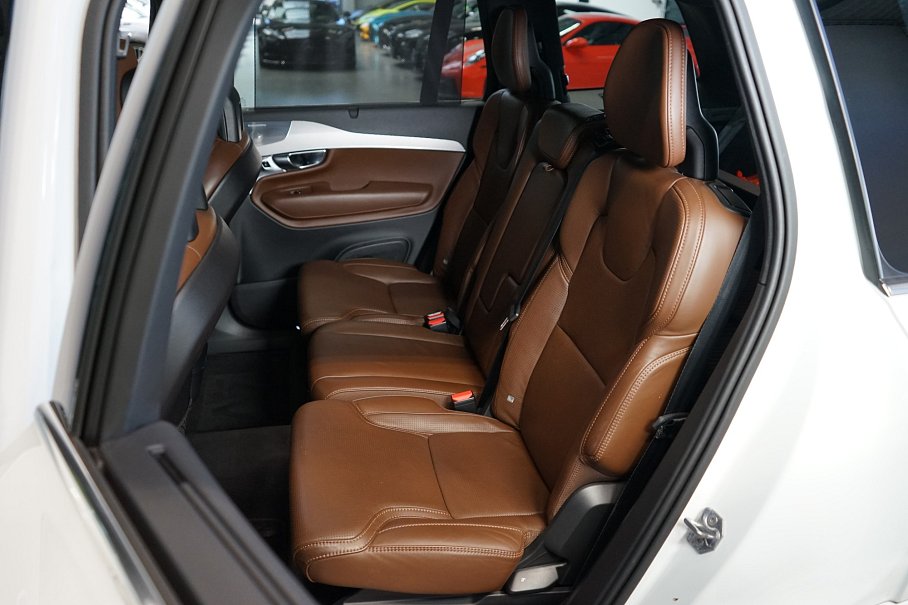 Volvo XC90 D5