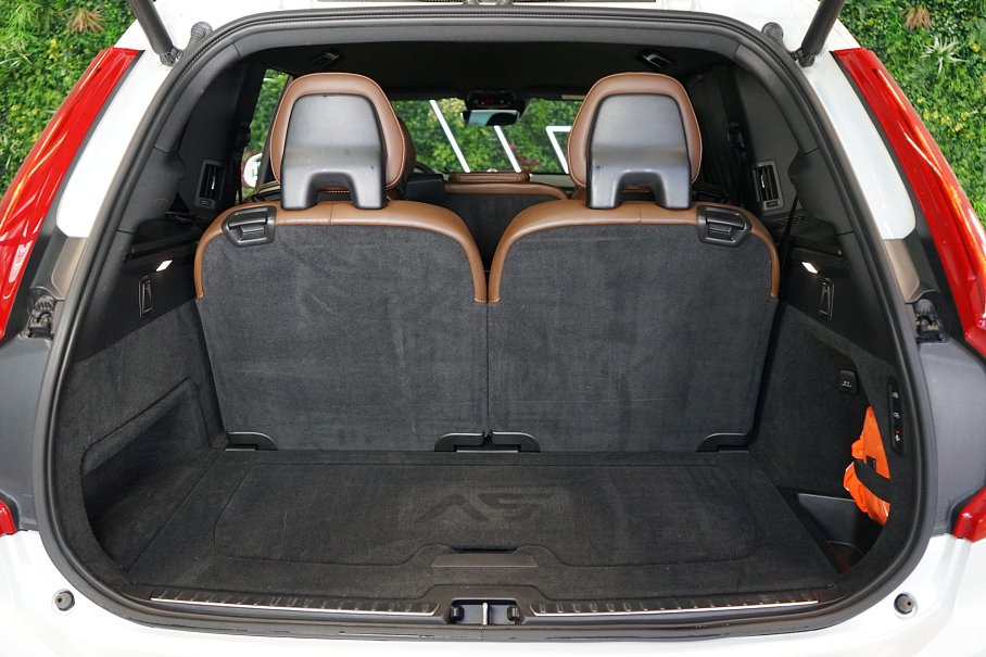 Volvo XC90 D5