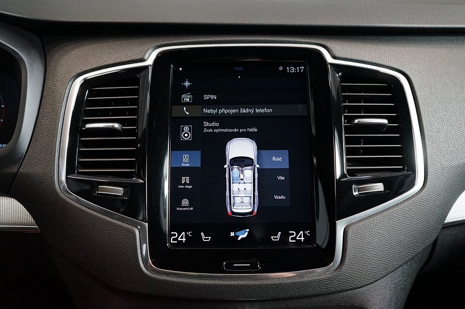 Volvo XC90 D5
