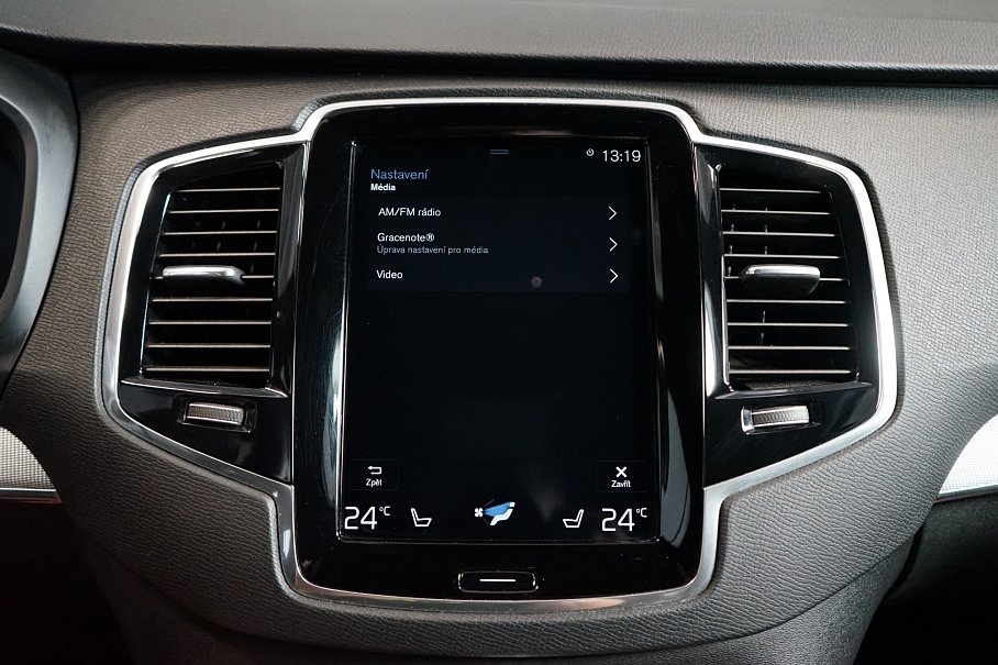 Volvo XC90 D5